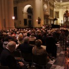 Le public dans la cathédrale St Aubain